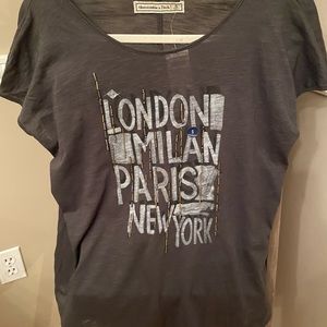 Abercrombie & Fitch T-shirt
